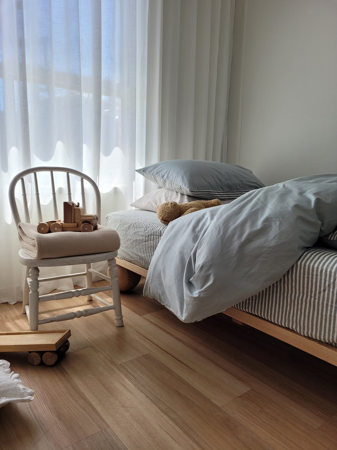 Waterproof King Single Fitted Sheet - Arthur