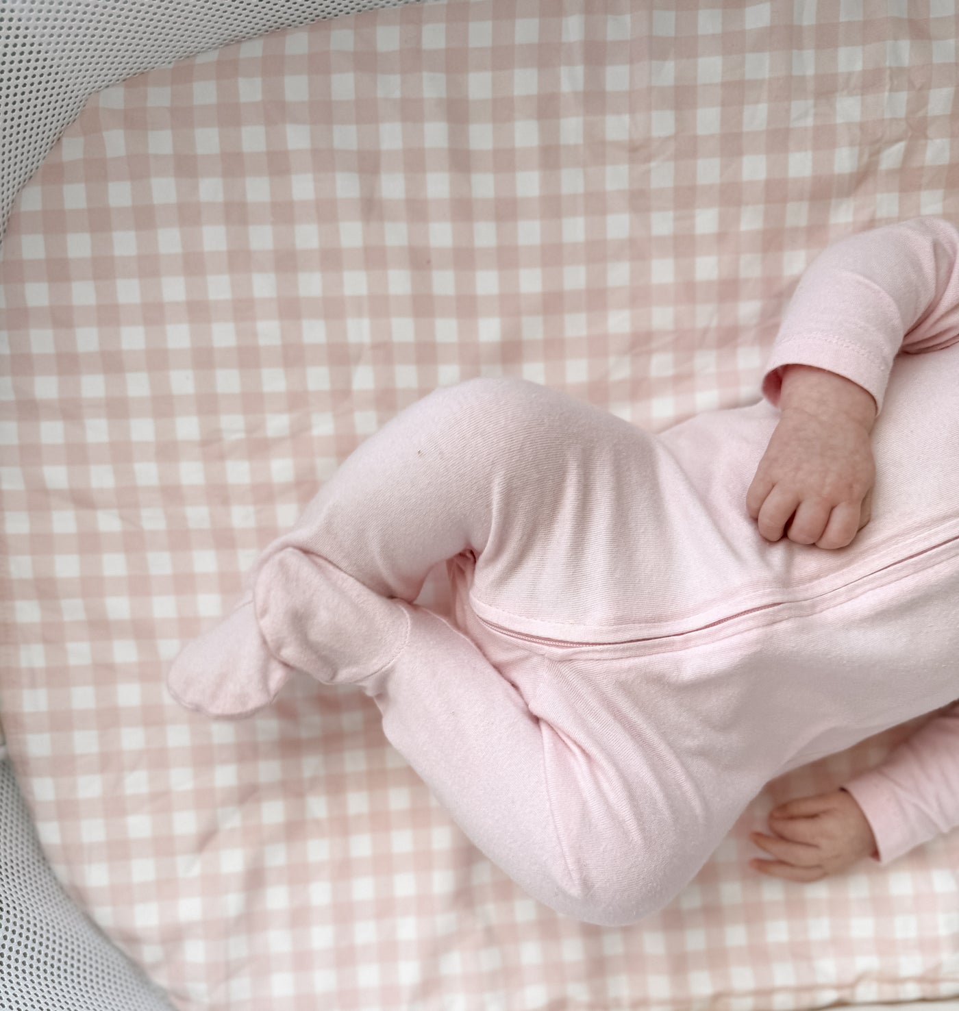 Waterproof Co Sleeper Fitted Sheet - Pink Gingham