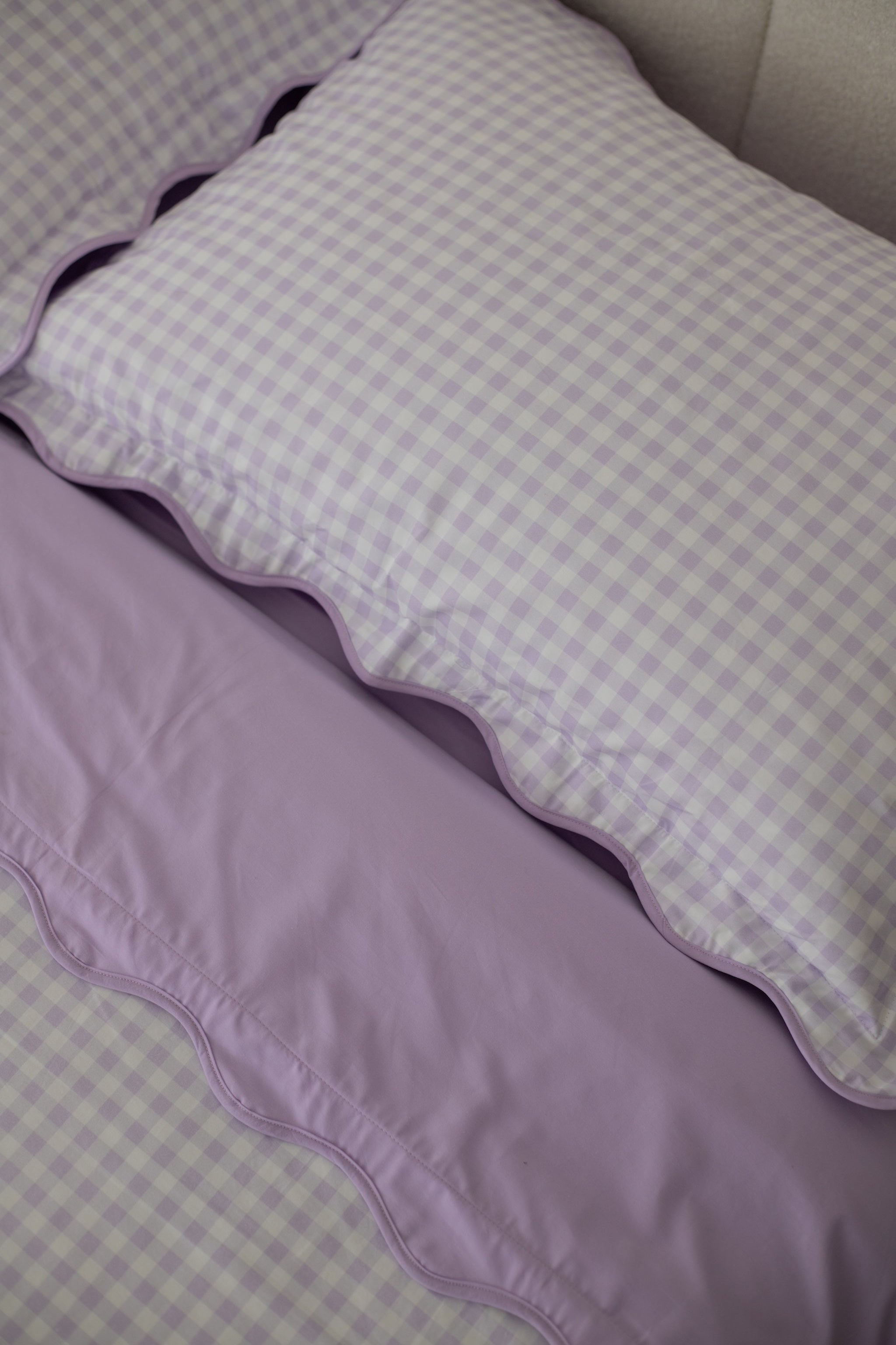 Pre Order Double-Sided Waterproof Pillow Case - Lilac Gingham/Solid Lilac