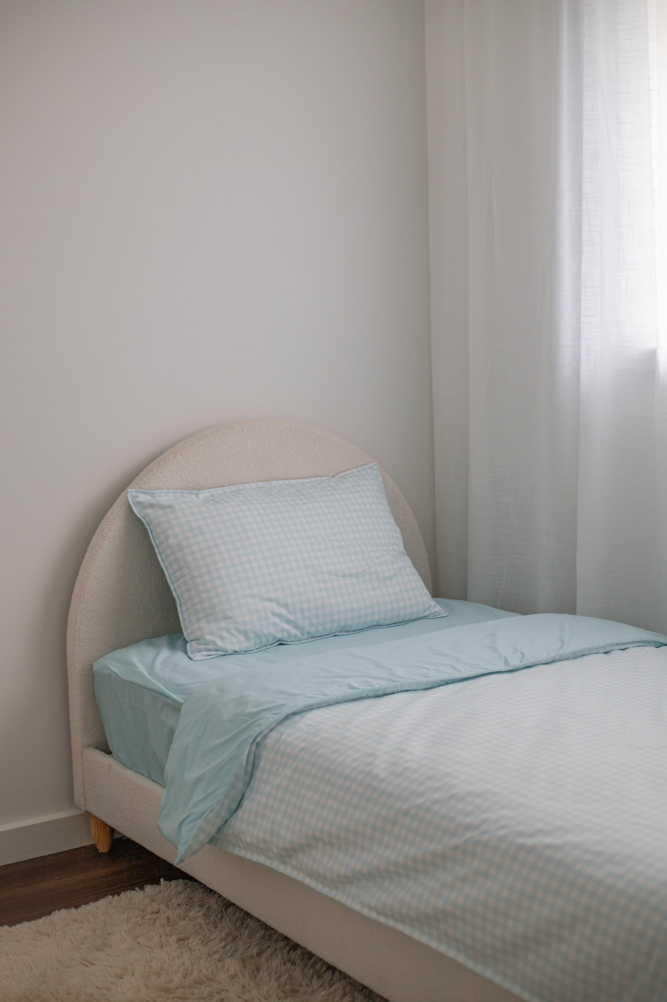 Pre Order Waterproof Single Quilt Cover - Blue Gingham