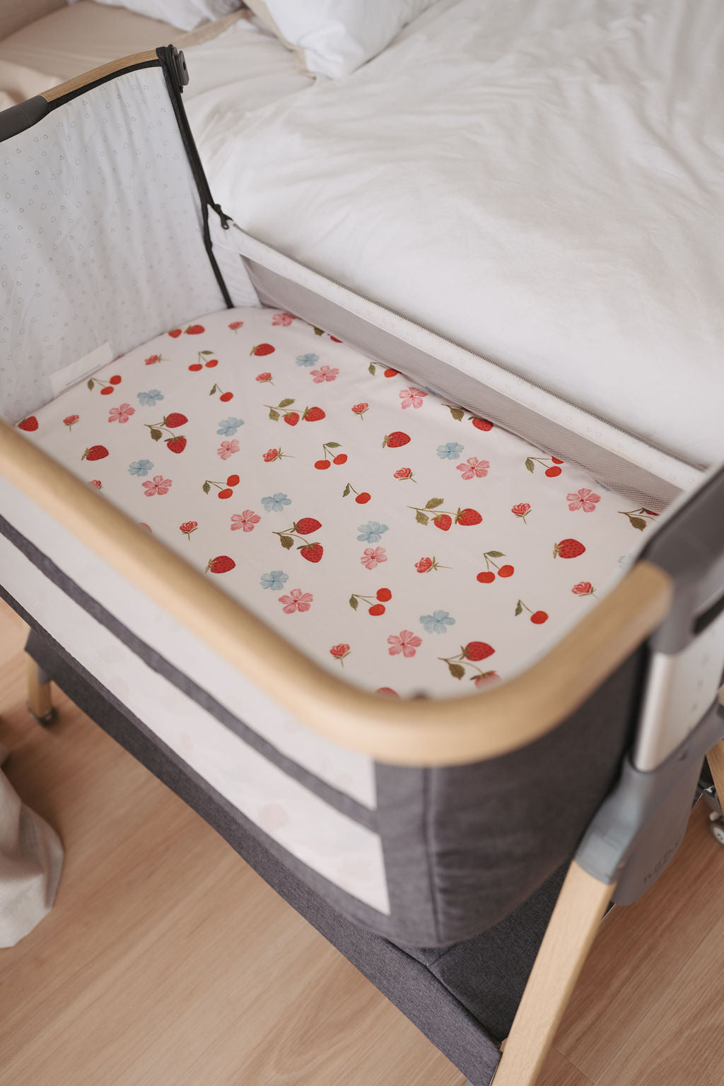 Waterproof Co Sleeper Fitted Sheet - Evie