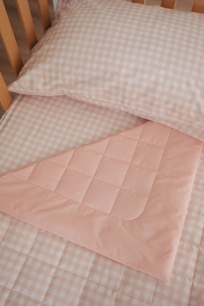 Cot Quilt - Pink Gingham