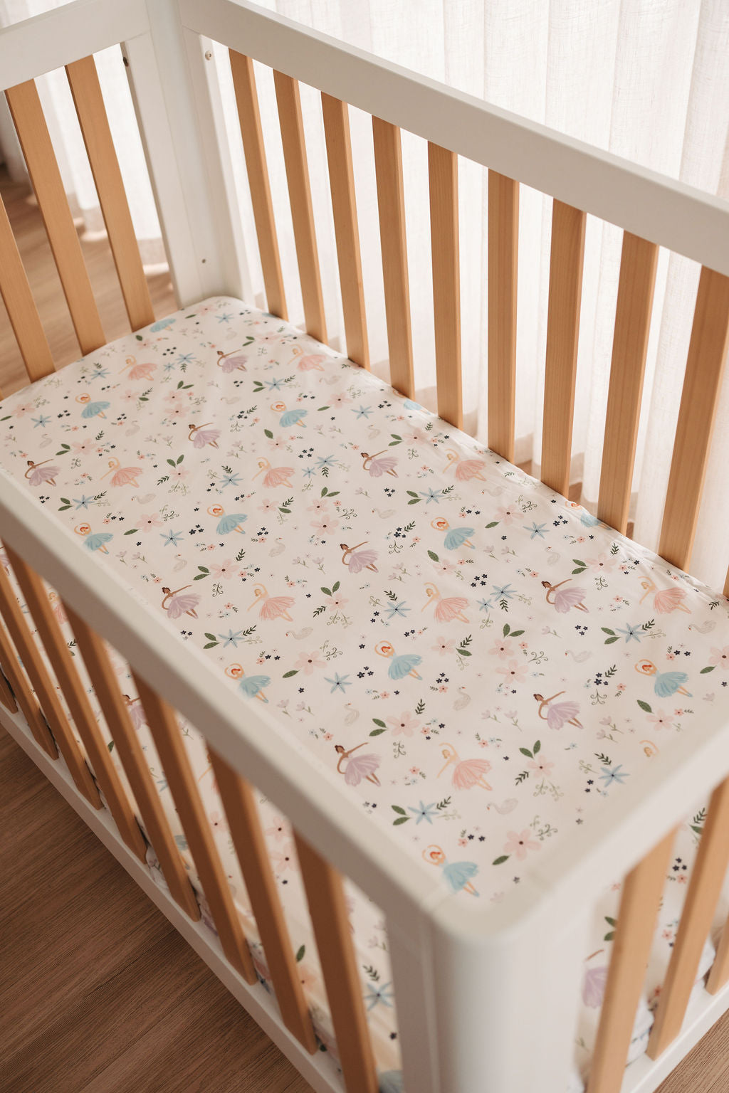 Waterproof Fitted Cot Sheet - Alaska