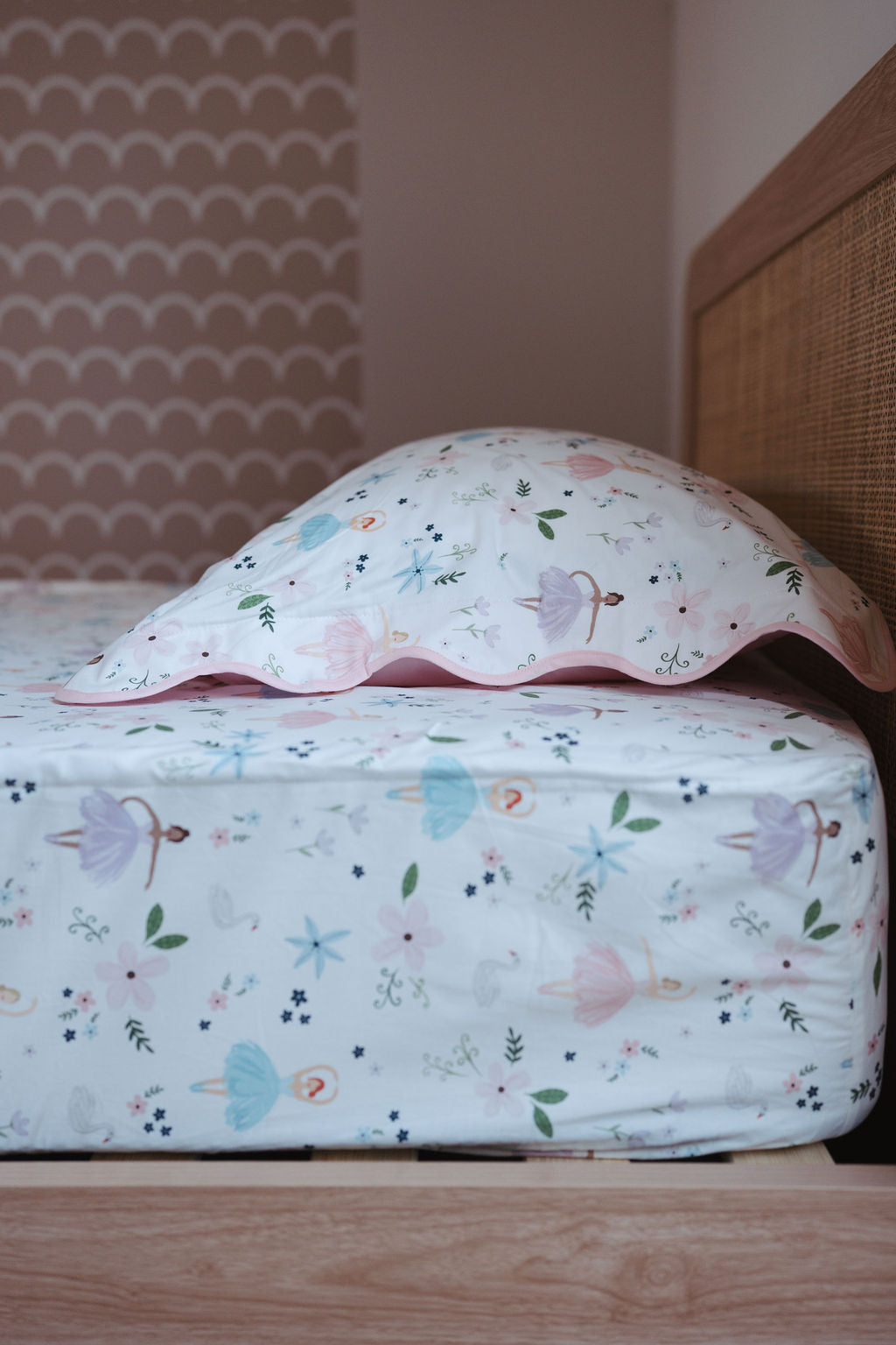 Waterproof King Single Fitted Sheet - Alaska