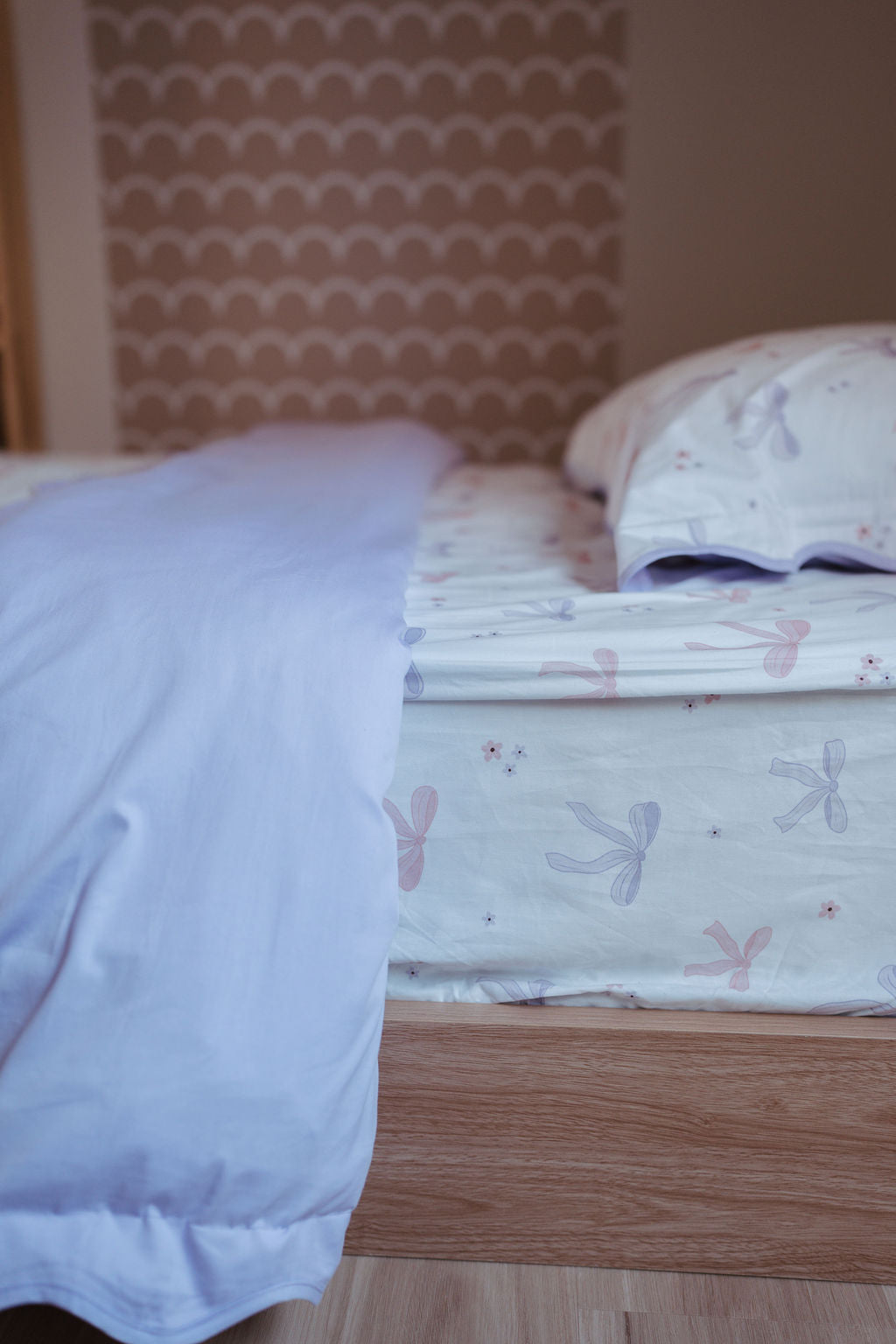 Matching King Single Doona Cover & Waterproof Pillowcase Set - Lottie