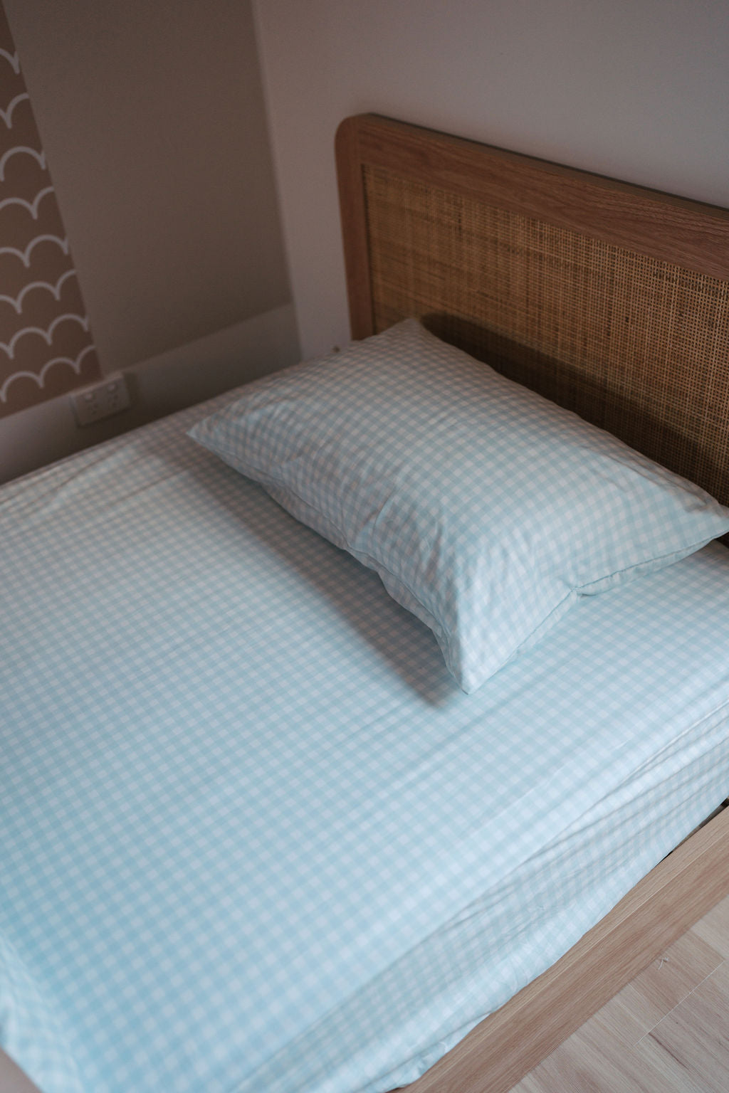 Waterproof Single Fitted Sheet - Blue Gingham