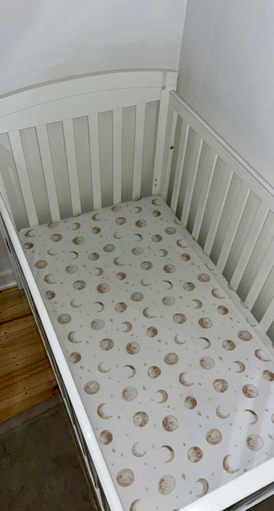 Waterproof Fitted Cot Sheet - Leo